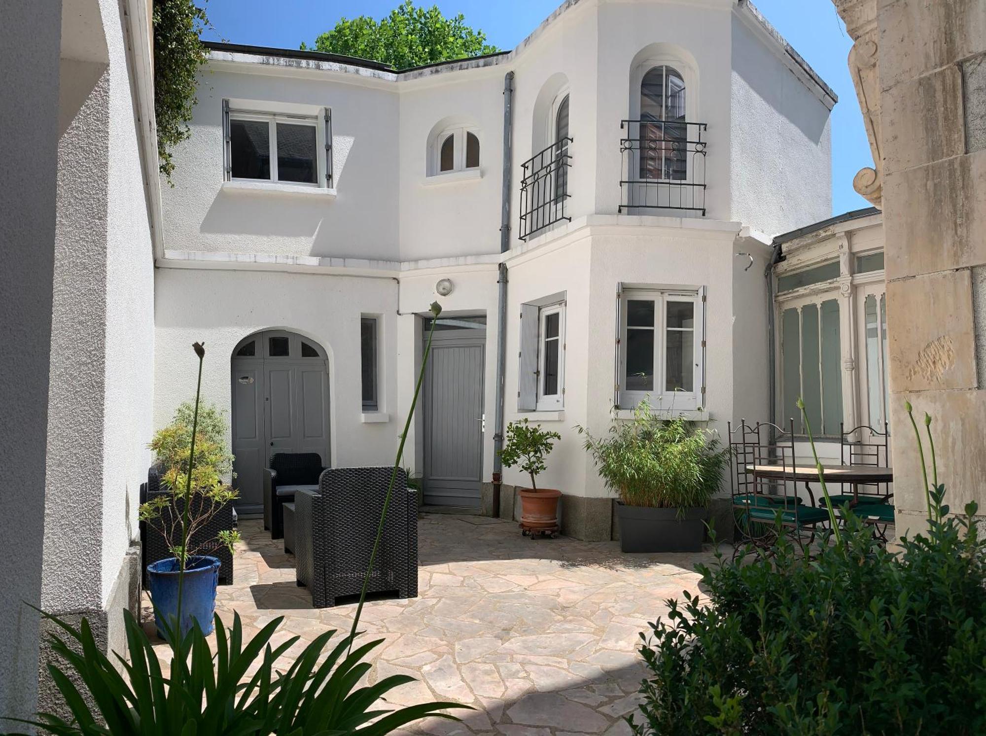 Lysbed - Desjardins Angers Exterior foto