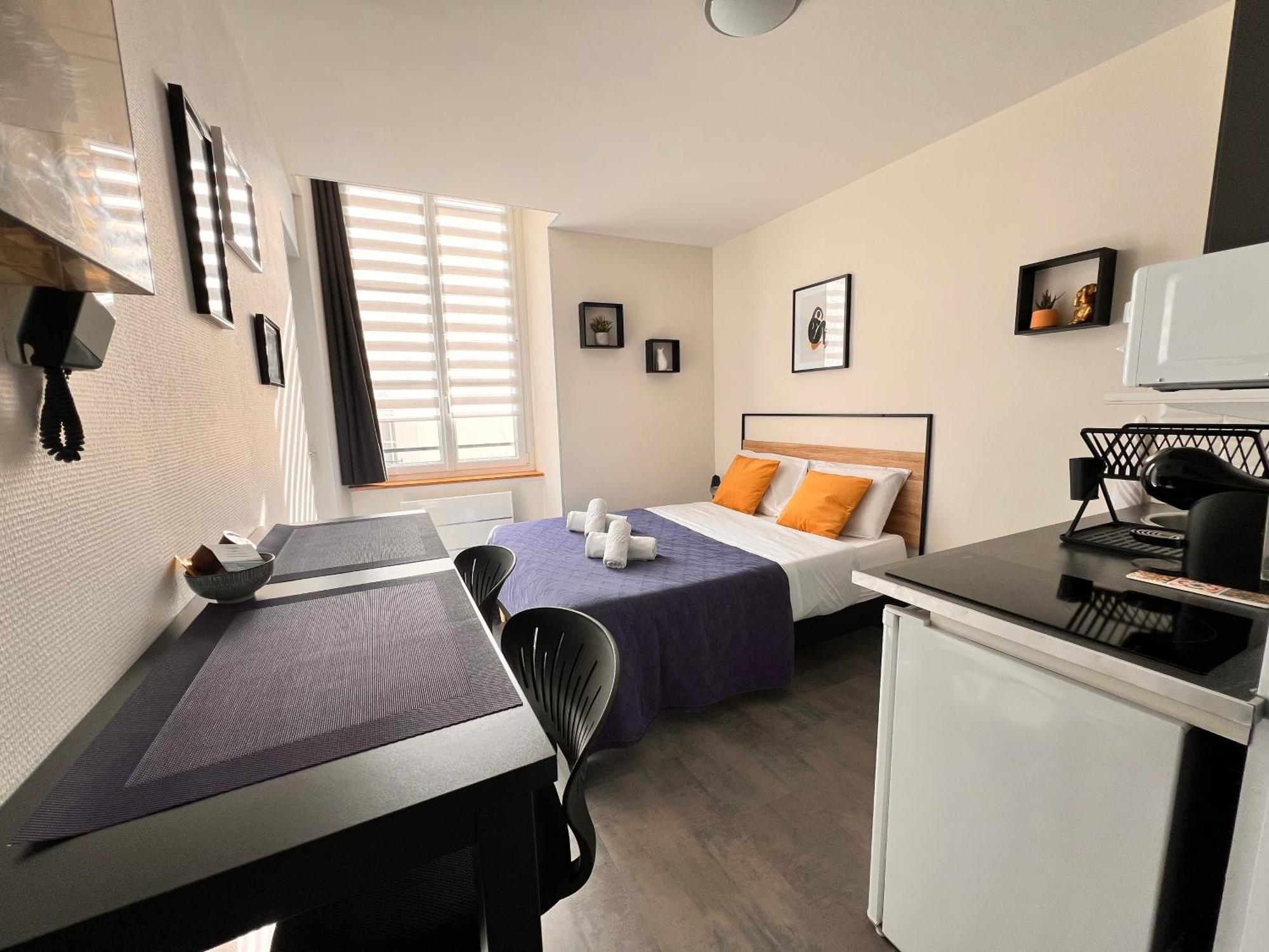 Lysbed - Desjardins Angers Exterior foto