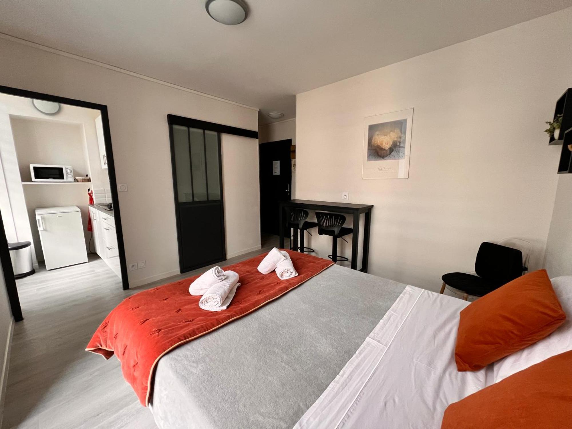 Lysbed - Desjardins Angers Exterior foto
