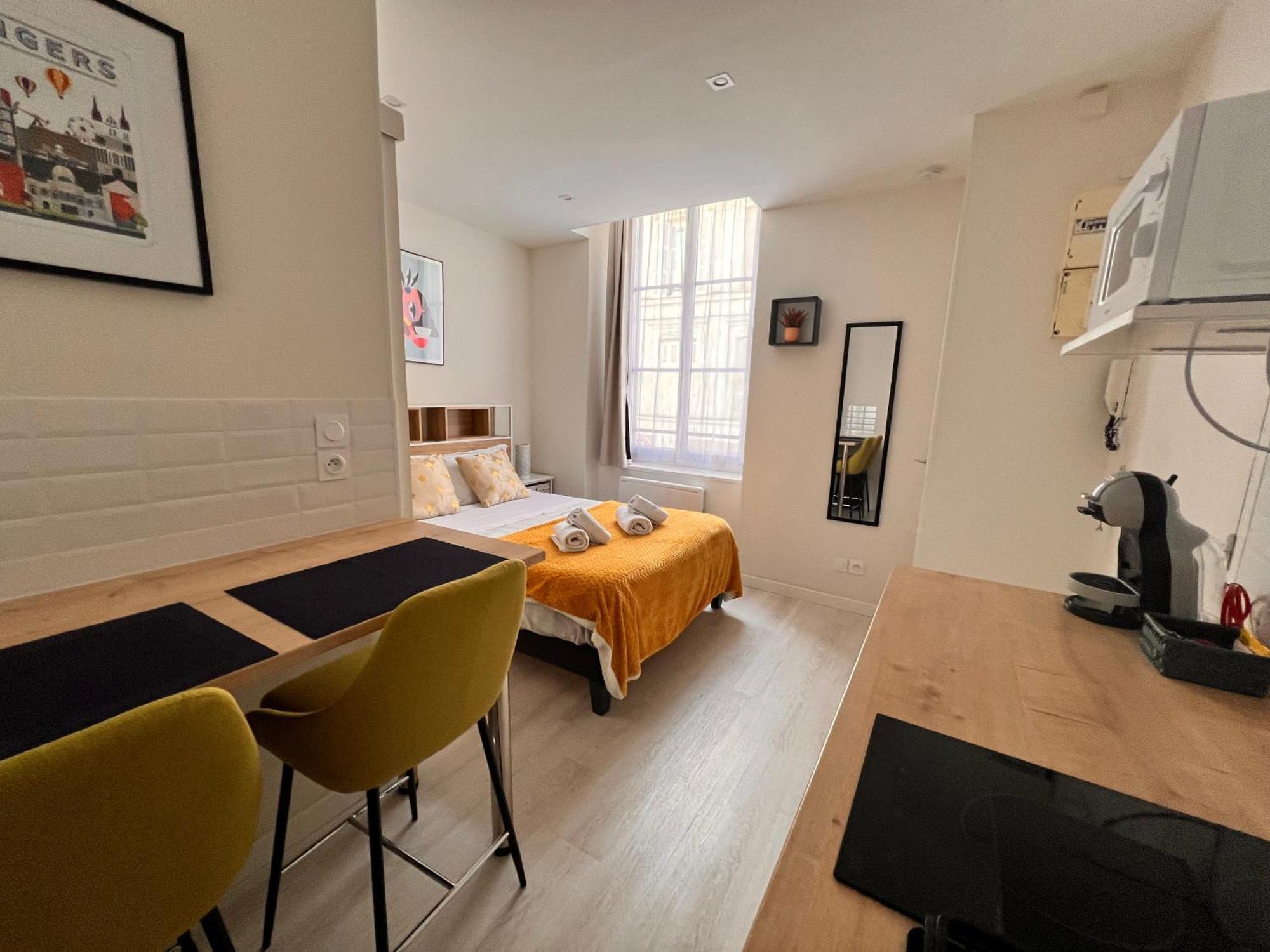 Lysbed - Desjardins Angers Exterior foto